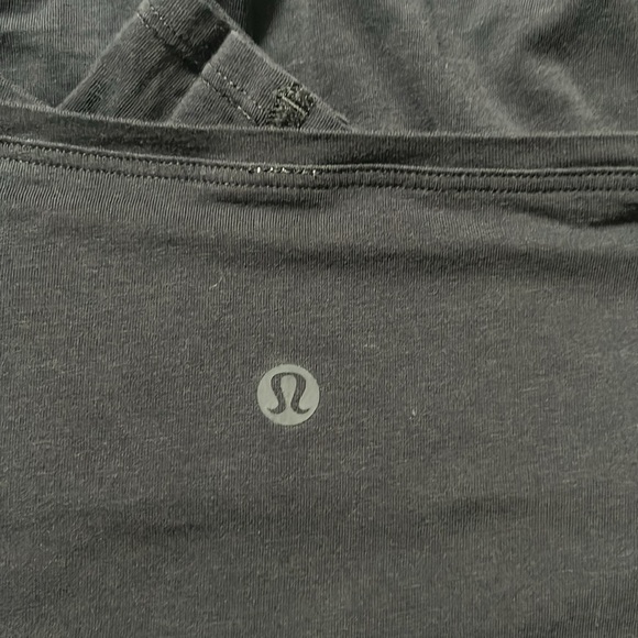 Lululemon women’s bundle tops - Picture 13 of 16